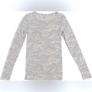 Women’s GAP, white and gray camo long sleeve